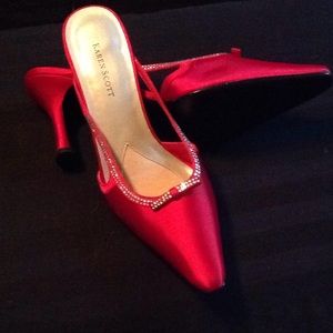 Karen Scott Red satin shoes